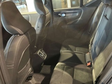 Volvo XC40 Crossover Facelifting 2.0 B4 197KM 2026 VOLVO XC40 B4 Ultra Dark Suv 2.0 (197KM) 2026, zdjęcie 12