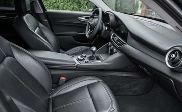 Alfa Romeo Giulia II Sedan 2.2 JTD 180KM 2016 Alfa Romeo Giulia 2.2D 180Ps Ledy Skora Bixenon Navi 1 wlasciciel BEZWYPAD, zdjęcie 7