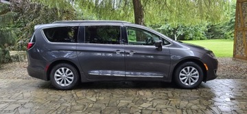 Chrysler Pacifica II 3.6 V6 291KM 2018 Chrysler Pacifica 2018 Touring L, zdjęcie 6