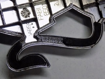 5707 ZNAK PEUGEOT 9681182780