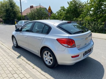 Chevrolet Cruze Sedan 2.0 VCDI 16V DOHC 163KM 2012 Chevrolet Cruze NAWIGACJA PARKTRONIC TYL TEMPOMAT NOWE TARCZE SWIECE KOMPL, zdjęcie 1
