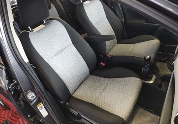 Toyota Yaris III Hatchback 5d 1.33 Dual VVT-i 99KM 2012 Toyota Yaris Toyota Yaris III 1.3BENZYNA ZADBANA 1.3 Benzyna 99KM, zdjęcie 13