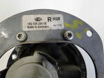 MERCEDES R W251 251 AMG SVĚTLO MLHOVKA PRAVÁ