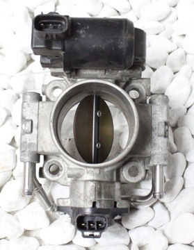 TOYOTA AVENSIS T25 2,2 PRZEPUSTNICA 192300-2010