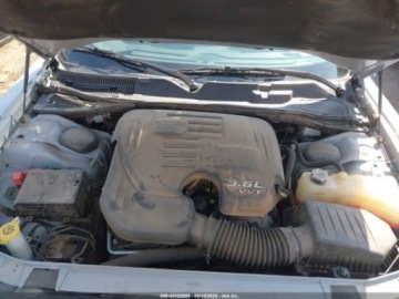 Dodge Challenger III 2022 Dodge Challenger 2022 Dodge Challenger SXT RWD 3.6 Benzyna 303KM, zdjęcie 9