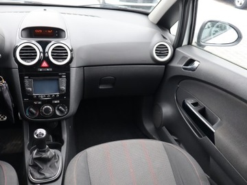 Opel Corsa D Hatchback 1.7 CDTI ECOTEC 130KM 2011 Opel Corsa 1.7 CDTI, Klima,ALU, El. szyby, zdjęcie 7