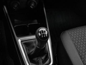 Suzuki Swift VI Hatchback Facelifting 1.2 DualJet SHVS 83KM 2021 Suzuki Swift JSAAZCA3S00528495#1.2 Dualjet SHVS, zdjęcie 14