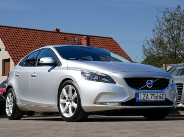Volvo 2015 Volvo V40 115 koni Aut Ideał Spalanie 4l ON Ambiente 17” DVD parktroniki, zdjęcie 36