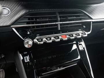 Peugeot 2008 II 2026 Od ręki - Allure e-DCS 1.2 mHEV 110KM / Pakiet Vision &amp; Drive Assist +, zdjęcie 7