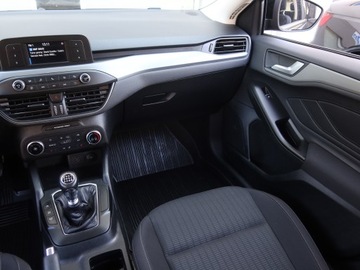 Ford Focus IV Hatchback 1.0 EcoBoost 125KM 2019 Ford Focus 1.0 EcoBoost, Salon Polska, Serwis ASO, zdjęcie 7