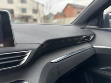 Peugeot 5008 II Crossover 2.0 BlueHDI 180KM 2018 Peugeot 5008 2.0 Blue-HDI 180KM GT Full Led Kamera, zdjęcie 35