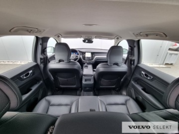 Volvo XC60 II 2023 Volvo XC 60 FV23 Plus Dark B4 B 197KM ACC BLIS Ele, zdjęcie 17