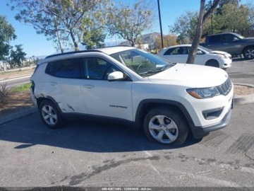 Jeep Compass II 2021 Jeep Compass LATITUDE, od ubezpieczalni 2.4 Benzyna 180KM, zdjęcie 1