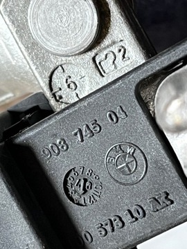 27 BMW 7 E65 KLIKA PLUSOVÁ NÁBOJ PŘÍVOD KABEL