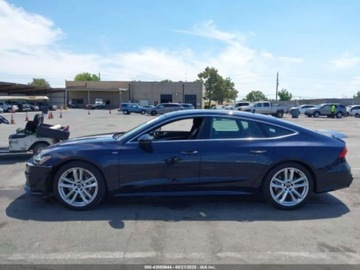 Audi A7 C8 2021 Audi A7 Sportback Sportback Premium Plus 55 Tfsi Quattro S Tronic 2021 3.0l, zdjęcie 2