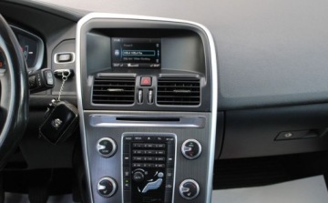 Volvo XC60 I SUV Facelifting 2.0 D4 DRIVE-E 190KM 2015 Volvo XC 60 2.0D 190KM D4 POLIFT Drive-e Salon PL po wym rozrzadu el. klap, zdjęcie 20