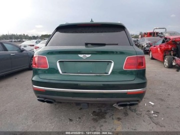 Bentley Bentayga 2019 Bentley Bentayga V8 2019 4.0l 4.0 Benzyna 542KM, zdjęcie 3