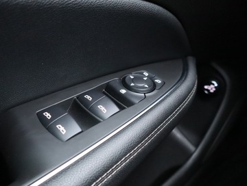 Opel Insignia II Sports Tourer Facelifting 2.0 Diesel 174KM 2021 Opel Insignia 2.0 CDTI, Salon Polska, zdjęcie 15