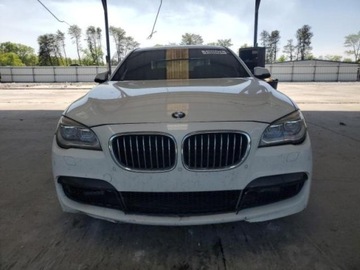 BMW Seria 7 F01 Sedan L Facelifting 750Li 450KM 2014 BMW Seria 7 750I, 2014, od ubezpieczalni 4.4 Benzyna 450KM, zdjęcie 4