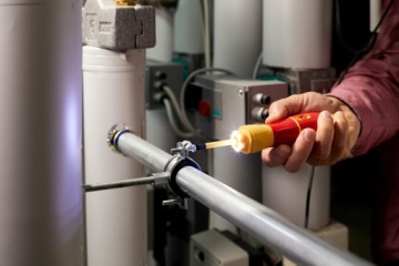 НАБОР ЭЛЕКТРИЧЕСКИХ ОТВЕРТОК WIHA SPEEDE II 44318 + ЩИПЦЫ 26852 + ЧЕХОЛ