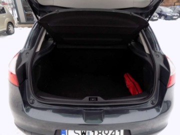 Renault Megane III Hatchback 1.6 16v 110KM 2010 Renault Megane BIALOLEKA 1.6 Benzyna LPG (110 KM), 2010r. prod. KOMIS T, zdjęcie 8