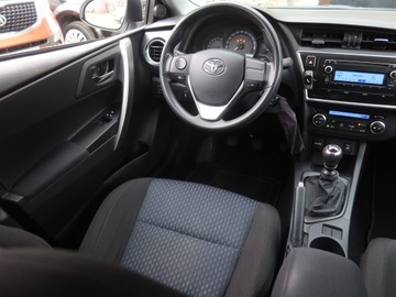 Toyota Auris II Hatchback 5d Dual VVT-i 100 99KM 2014 Toyota Auris 1.3 Dual VVT-i, Salon Polska, Klima, zdjęcie 6