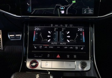 Audi A8 D5 S8 4.0 TFSI 571KM 2021 Audi S8 L 4.0TFSI V8 biturbo 571KM tiptronic Quattro 2021 r. 4.0 Benzyna, zdjęcie 32