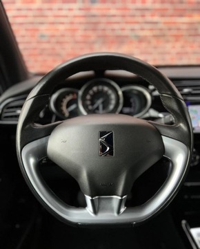 DS 3 Hatchback Facelifting 2016 1.2 PureTech 110KM 2016 Citroen DS3 Biala perla Klima Alu Kamera cofania Gwarancja w cenie Warszaw, zdjęcie 26