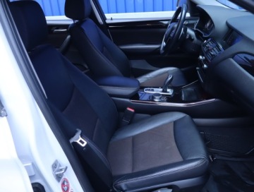 BMW X4 G01 xDrive20i 184KM 2017 BMW X4 xDrive20i, Salon Polska, Serwis ASO, 4X4, zdjęcie 8