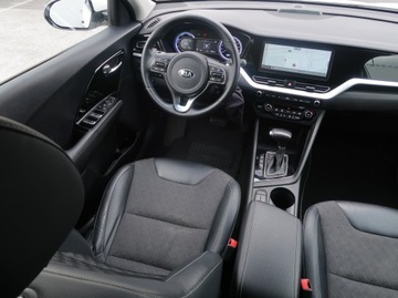 Kia Niro I Crossover Facelifting 1.6 GDi Hybrid 141KM 2021 Kia Niro Plug-in Hybrid, Automat, Skóra, Navi, zdjęcie 6