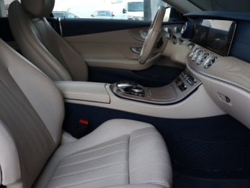 Mercedes Klasa E W213 2019 Mercedes E E 200 4MATIC, Salon Polska, 4X4, zdjęcie 8