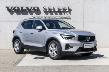 Volvo XC40 Crossover Facelifting 2.0 B4 197KM 2024 Volvo XC 40 B4 197KM FV23%, zdjęcie 2