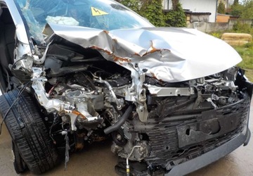 Toyota C-HR II SUV 1.8 Hybrid 140KM 2024 Toyota C-HR Okazja 1.8 Hybryda 140KM, zdjęcie 1