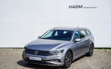 Volkswagen Passat B8 Variant Facelifting 1.5 TSI EVO 150KM 2020 Volkswagen Passat Volkswagen Passat Elegance 1.5 TSI 150KM DSG 1.5 Benzyna, zdjęcie 2