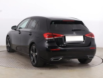 Mercedes Klasa A W177/V177 Hatchback 1.5 180d 116KM 2018 Mercedes A A 180 d, Salon Polska, Automat, Skóra, zdjęcie 3