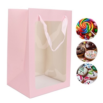 Большой бумажный пакет конфет. Открытое окно.