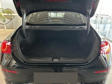 Mercedes CLA C118/X118 2025 MERCEDES-BENZ CLA 200 AMG Line Sedan 1.5 (163KM) 2025, zdjęcie 2