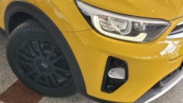 Kia Stonic I Crossover 1.6 CRDi 110KM 2017 Kia Stonic Stonic BI-COLOR Klimatronik Navi Bardzo ladny stan MOZLIWA ZAMI, zdjęcie 8