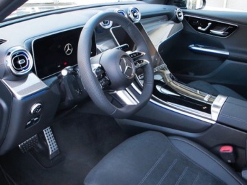 Mercedes GLC C254/X254 Coupe 2.0 200 204KM 2026 MERCEDES-BENZ GLC 200 4-Matic AMG Line 2.0 (204KM) 2026, zdjęcie 4