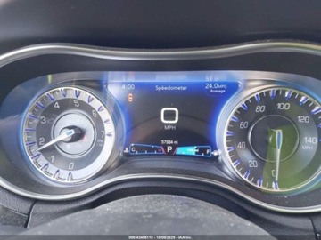 Chrysler 300C II 2023 Chrysler 300 2023 Chrysler 300 Touring RWD 3.6 Benzyna 292KM, zdjęcie 13