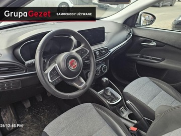 Fiat Tipo II Station Wagon Facelifting 1.6 MultiJet 130KM 2022 Fiat Tipo Seria 3-1.6 MultiJet 130 KM Cross, zdjęcie 3