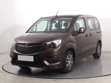 Opel Combo E Kombivan 1.5 Diesel 102KM 2018 Opel Combo 1.5 CDTI, Salon Polska, Serwis ASO, zdjęcie 1