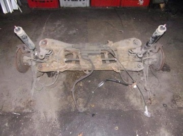 ZAVĚŠENÍ ZADNÍ KOMPLET AVENSIS T27 2.0 D4D