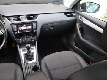 Skoda Octavia III Kombi 2.0 TDI 150KM 2016 Skoda Octavia 2.0 TDI, 1. Właściciel, Serwis ASO, zdjęcie 7
