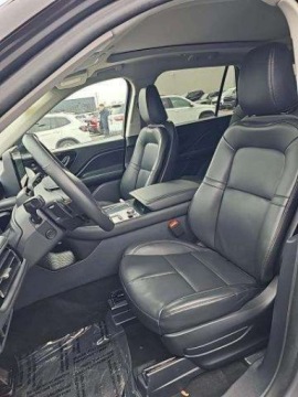 Lincoln Aviator 2025 Lincoln Aviator Premiere 2025 3.0 Benzyna 400KM, zdjęcie 6