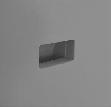 ТЕЛЕВИЗИОННЫЙ КАБЕЛЬНЫЙ КАНАЛ 1 м КОМПЛЕКТ 2x 50 см С УРОВНЯМИ, ВСТРАИВАЕМЫЙ AIRROXY