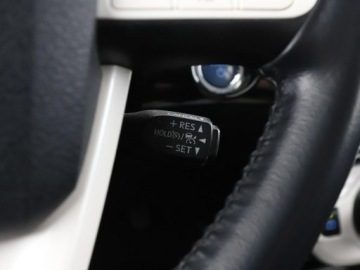 Toyota Prius IV Hatchback 1.8 Hybrid 122KM 2019 Toyota Prius FV23% Executive PHEV skóra grzane, zdjęcie 35