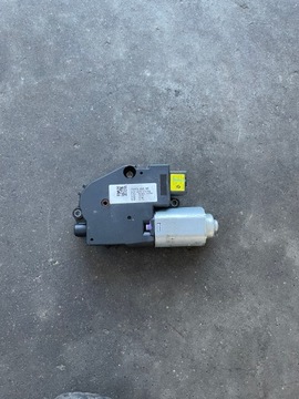 HYUNDAI SANTA FE IV MOTOREK STŘEŠNÍHO OKNA 81680-S1000