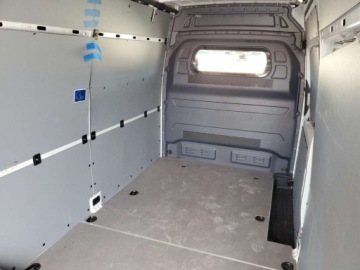 Mercedes Sprinter IV (W907/W910) 2024 Mercedes-Benz Sprinter eSprinter Delivery Van 2024 Elektryczny 134KM, zdjęcie 11