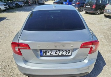 Volvo S60 II Sedan 1.6 D2 115KM 2012 Volvo S60 Zadbany Stan bardzo dobry 1.6 Diesel 114KM, zdjęcie 13